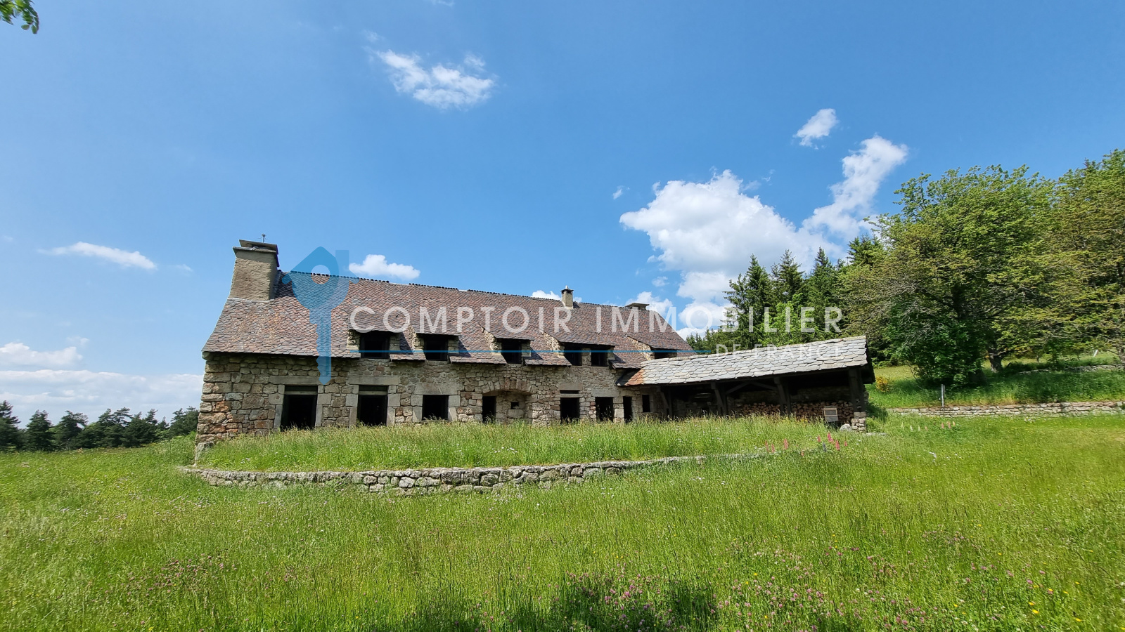 Vente Dépt.(07) A VENDRE SECTEUR LAC D'ISSARLES COUCOURON