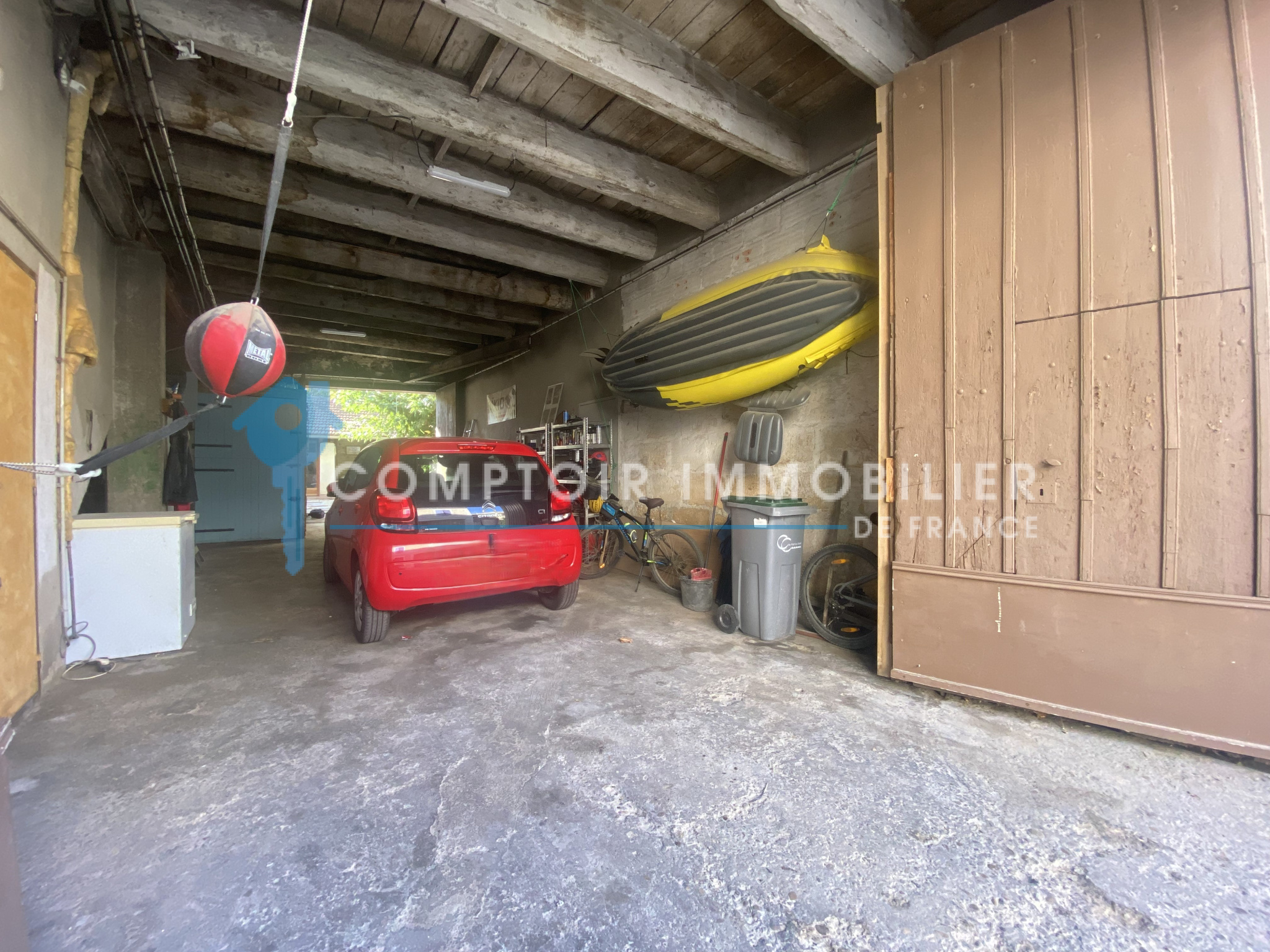 Photo 4